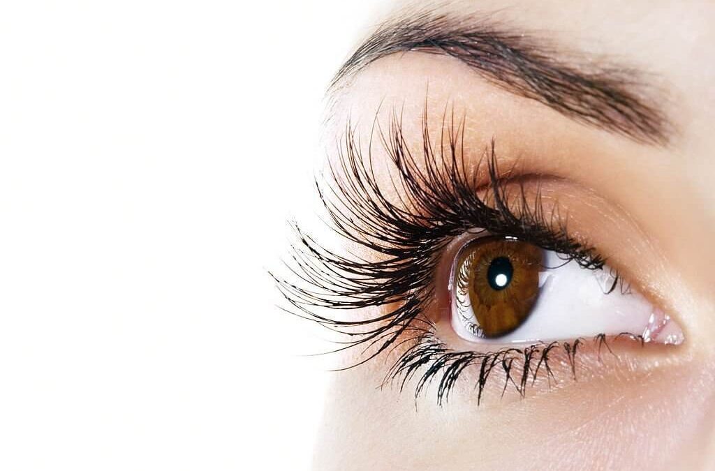 Classic Eyelash Extensions: Introduction and Benefits